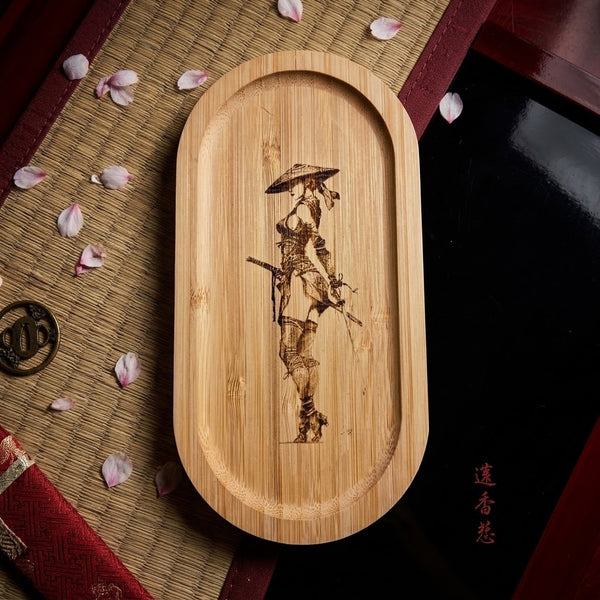 L'Onna-bugeisha — Plateau bois miniature